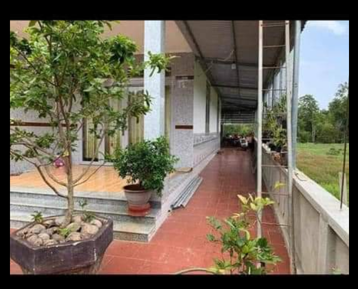 Bán nhà xã Lộc Hưng giá 1tỷ850 dt 10×110×100tc