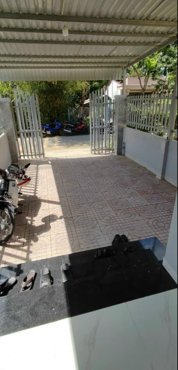 Bán nhà phường Chánh Mỹ giá 2tỷ dt 4,5*20*60mtc