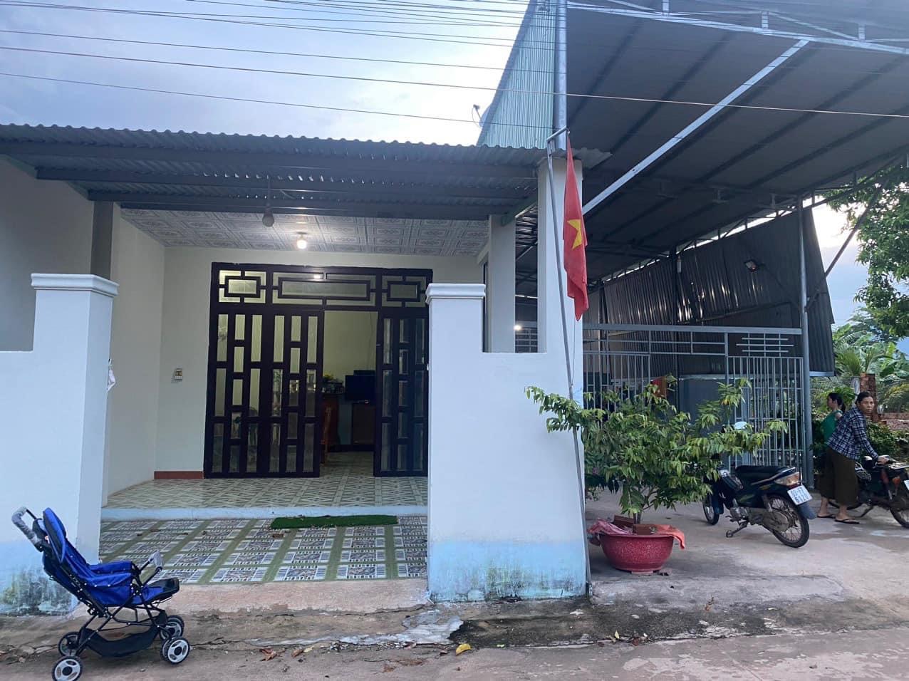 Bán đất phường Minh Thành giá 1 tỷ 250tr dt11x15x100 tc