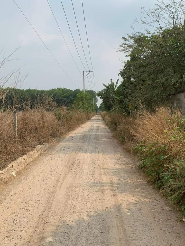 Bán đất Long Nguyên giá 1tỉ350 dt 10*123