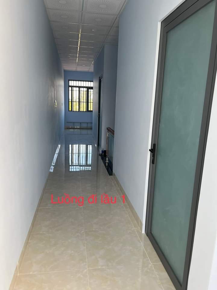 Bán nhà xã Tiến Hưng giá 2tỷ8 dt 5×19