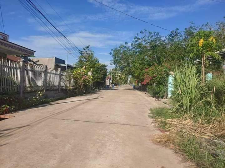 Bán đất tt Tân Khai giá 800tr dt 5×50×100tc