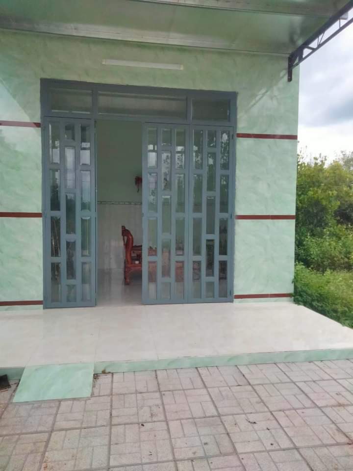 Bán nhà tt Tân Khai giá 750tr dt 5×43×50tc