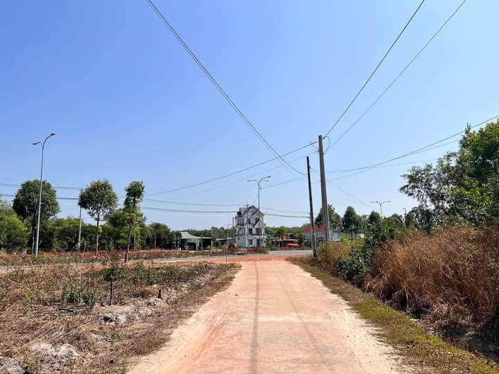 Bán đất kp6 phường Minh Hưng giá 800tr dt 10×50