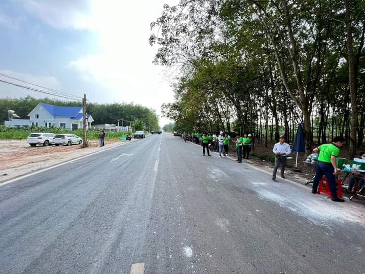 Bán đất phường Minh hưng giá 1 tỷ 650tr dt 5x40x50 tc
