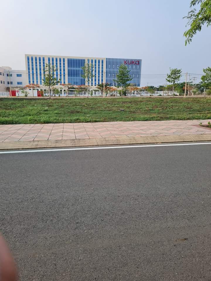 Bán đất xã Tiến Hưng giá 1tỷ080 dt 5×20×full tc