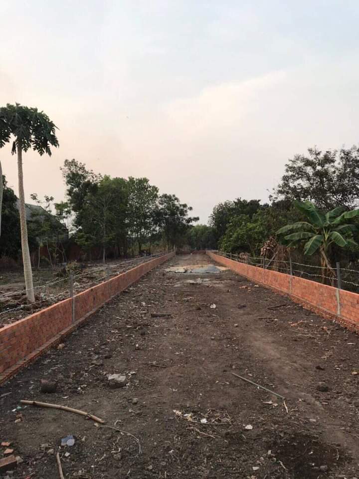 Bán đất có nhà xã Tân Thành giá 3tỷ5 dt 6×77×100tc