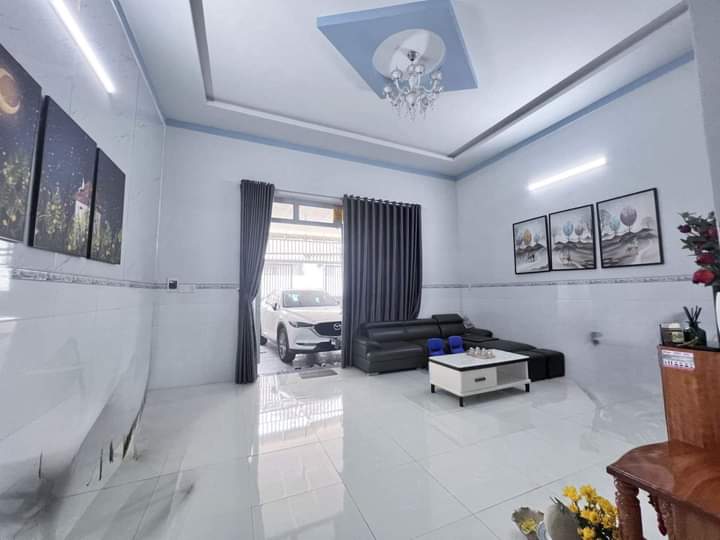 Bán nhà phường Tân Phú giá 1tỷ850 dt 6×21×50tc