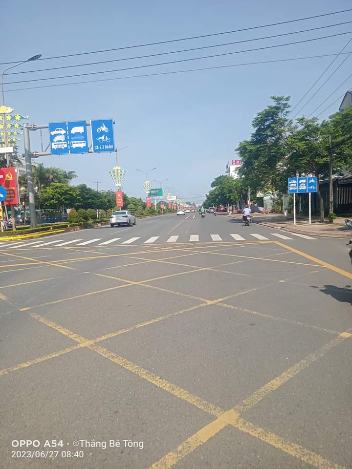 Bán đất phường Tân Phú giá 5tỷ dt 9×22×full tc