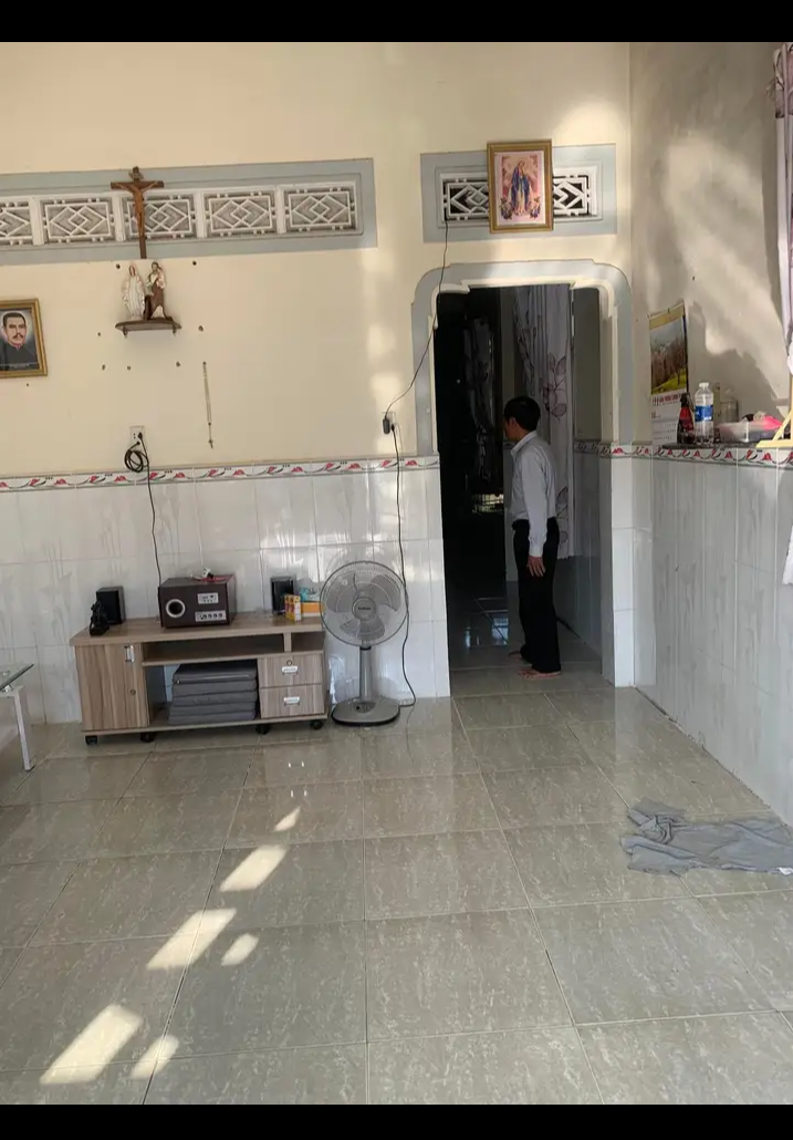 Bán nhà phường Tân Xuân giá 1tỷ350 dt 4,5×20×70tc