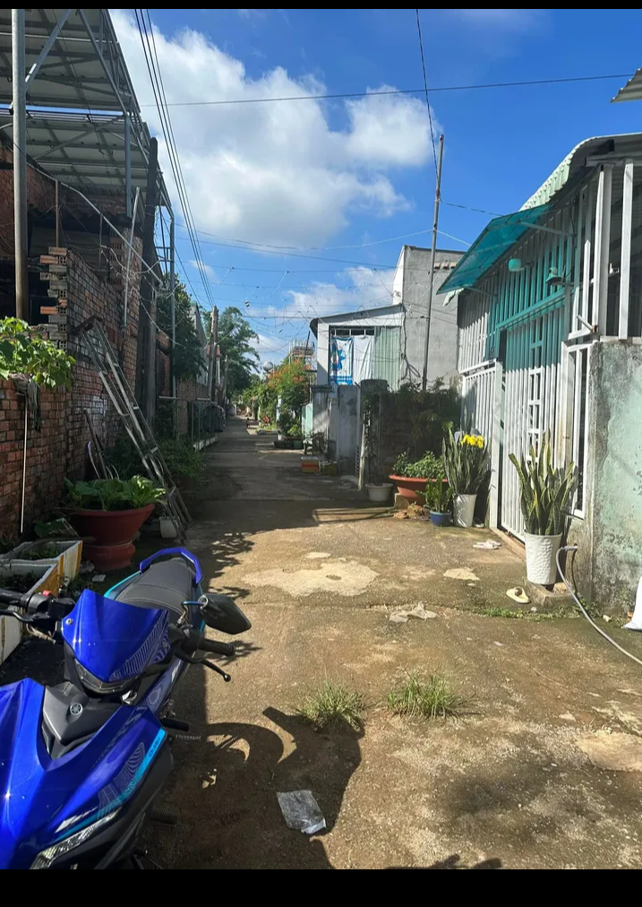 Bán nhà phường Tân Phú giá 1tỷ2 dt 5×50×50tc