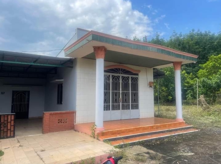 Bán nhà xã Lộc Thái giá 2 tỷ dt 4,4xào×100tc