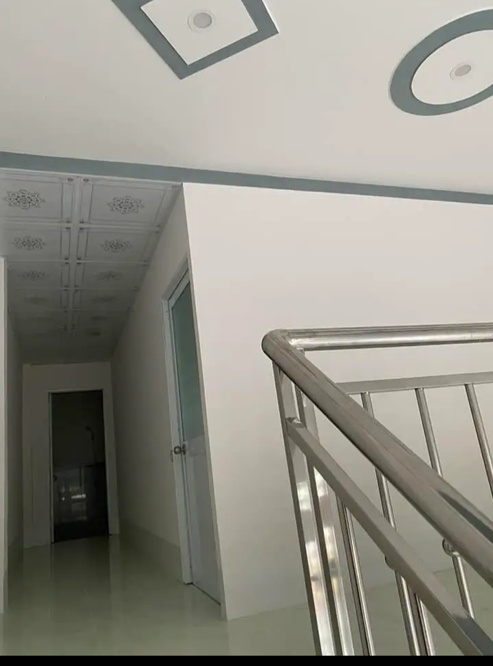 Bán nhà xã Thuận Phú giá 1tỷ300 dt 5×21×100tc