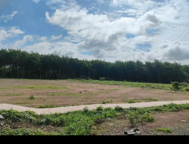 Bán đất xã Minh Tâm giá 498tr dt 225m2×100m2 tc