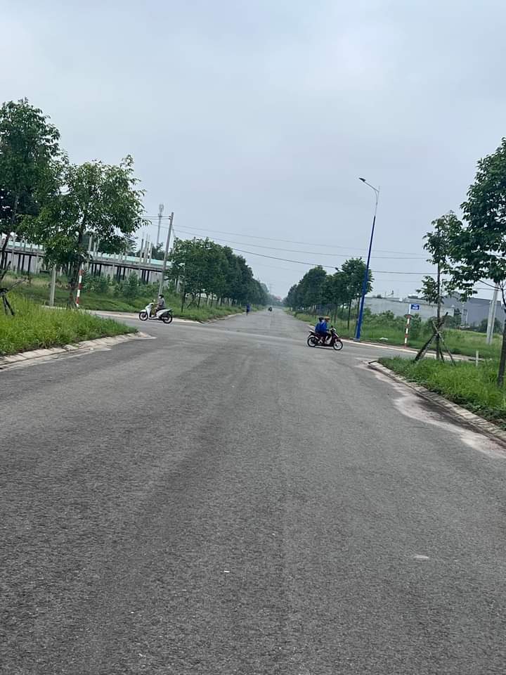 Bán đất phường Minh Thành giá 1 tỷ 150tr dt 5x35xfull tc