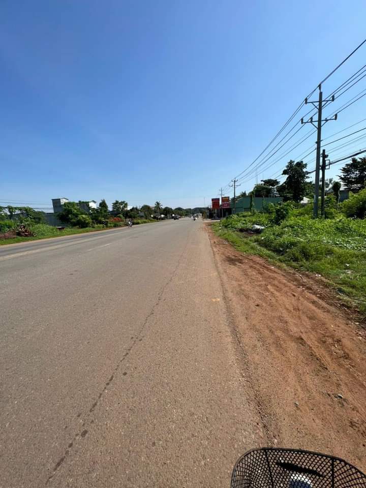 Bán đất xã Thanh Phú giá 4 tỷ 200tr dt 1 xào