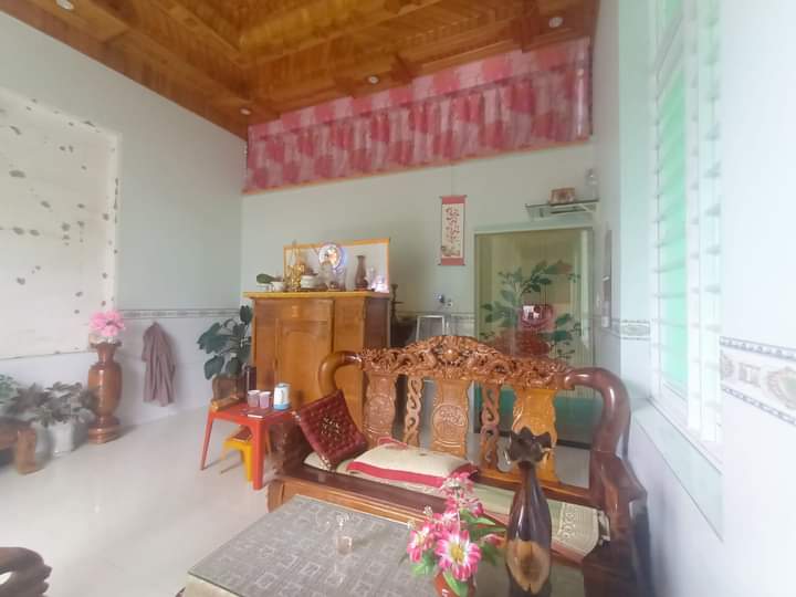 Bán nhà phường Tân Xuân giá 2tỷ2 dt 9×20×full tc