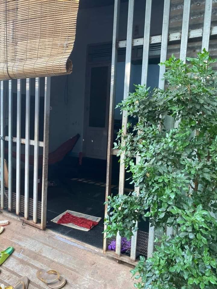 Bán nhà thị trấn Lộc Ninh giá 450tr dt 7.5×14×full tc