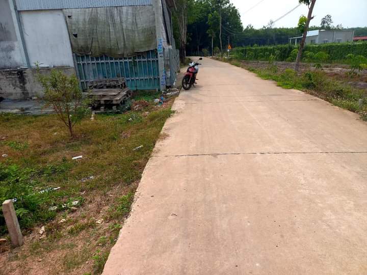 Bán đất Lai Uyên giá 780tr dt 5*33*80tc