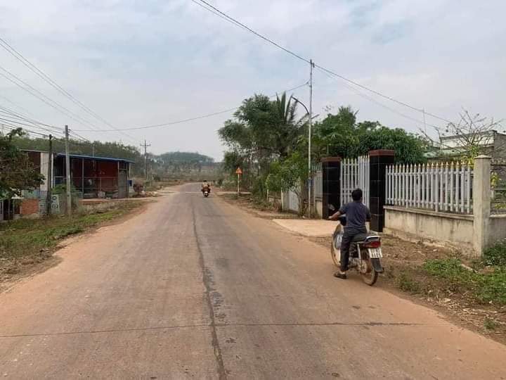 Bãn đất xã An Lộc giá 450tr dt 6×35