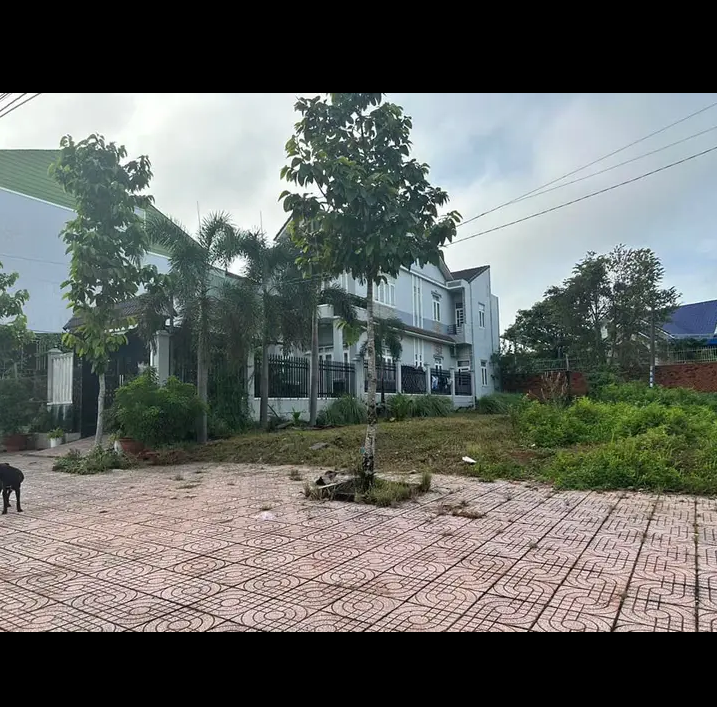 Bán đất phường Tân Đồng giá 3tỷ9 dt 6×30×full tc