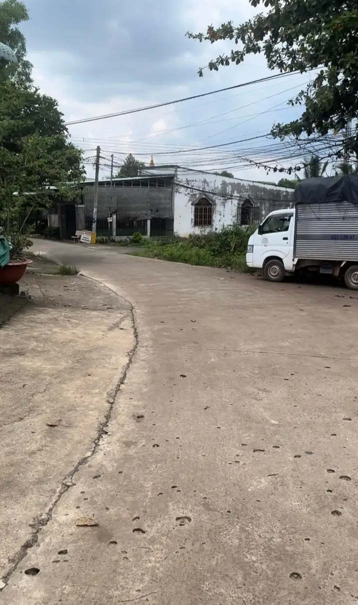 Bán nhà phường Tân Xuân giá 720tr dt 4×25