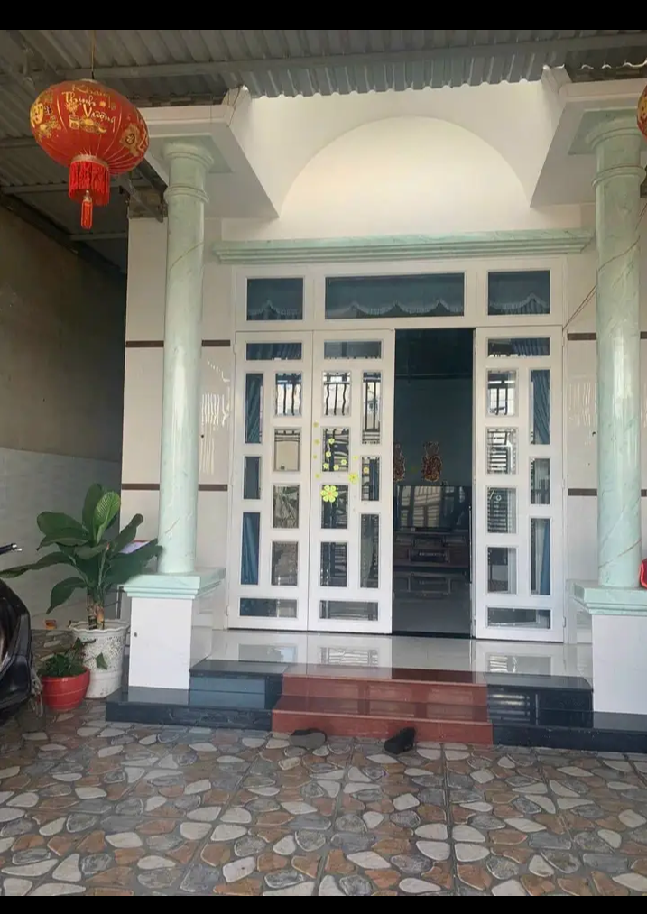 Bán nhà phường Tân Xuân giá 1tỷ5 dt 6×23×90tc