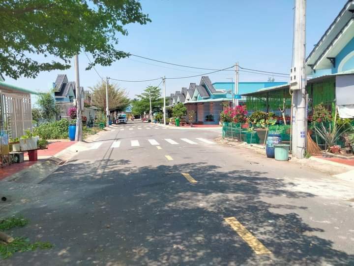 Bán đất Lai Uyên giá 1tỉ290 dt 6,4*16