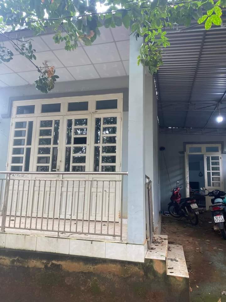 Bán nhà xã Lộc thuận giá 690tr dt9,5x30x100 tc