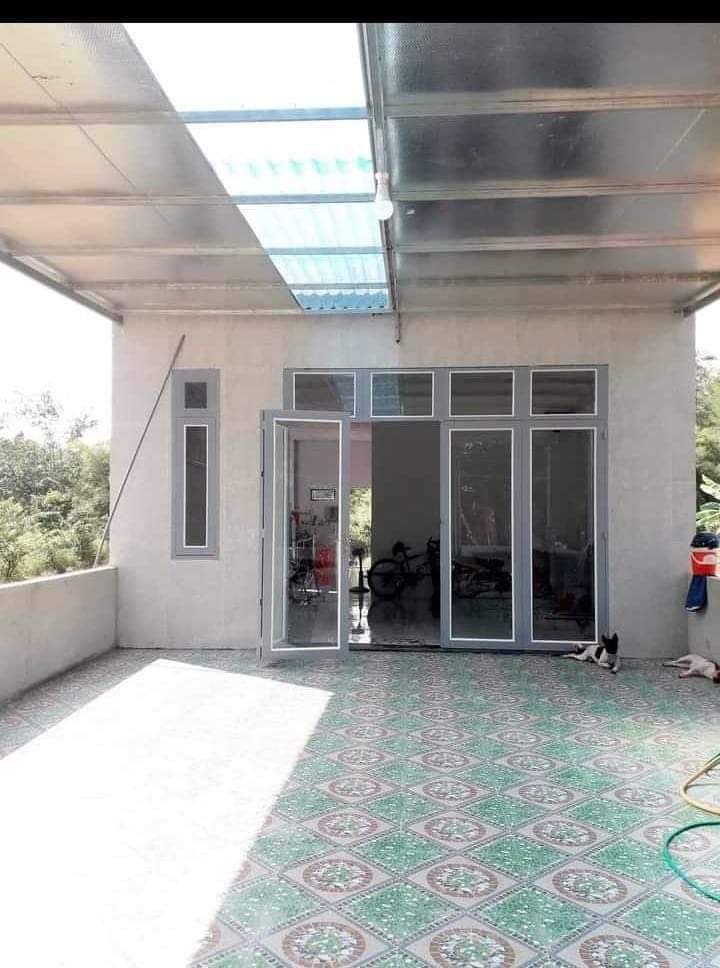 Bán nhà phường Phú Thịnh giá 950tr dt 6×28×50tc