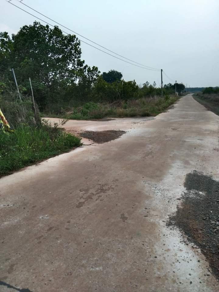Bán đất xã An Phú giá 500tr dt 1sào