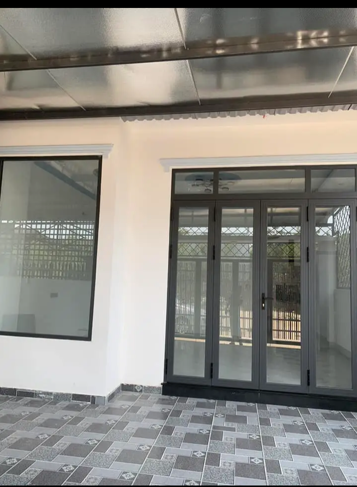 Bán nhà phường Tân Xuân giá 1tỷ550 dt 6×21×50tc