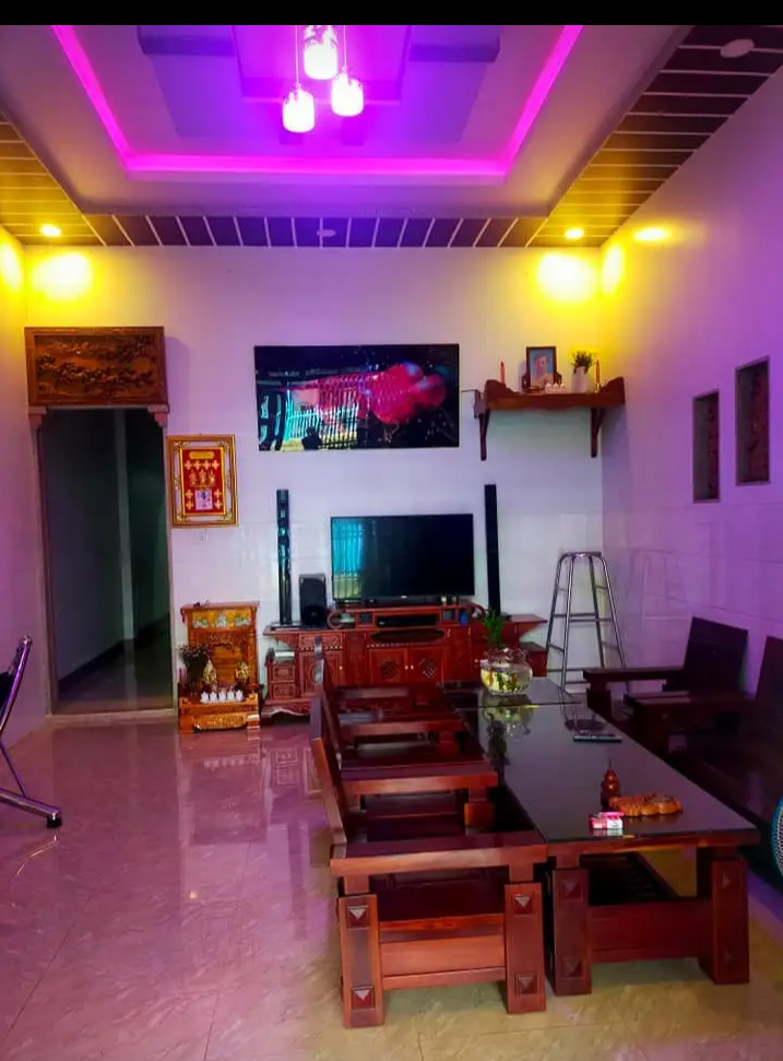Bán nhà phường Thác Mơ giá 1tỷ1 dt 5×30×50tc