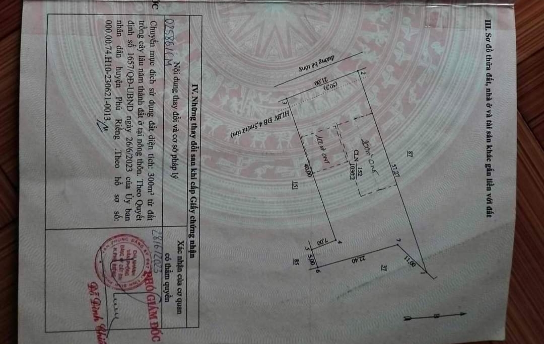 Bán đất xã Long Hà dt 21*57*300tc giá 900tr