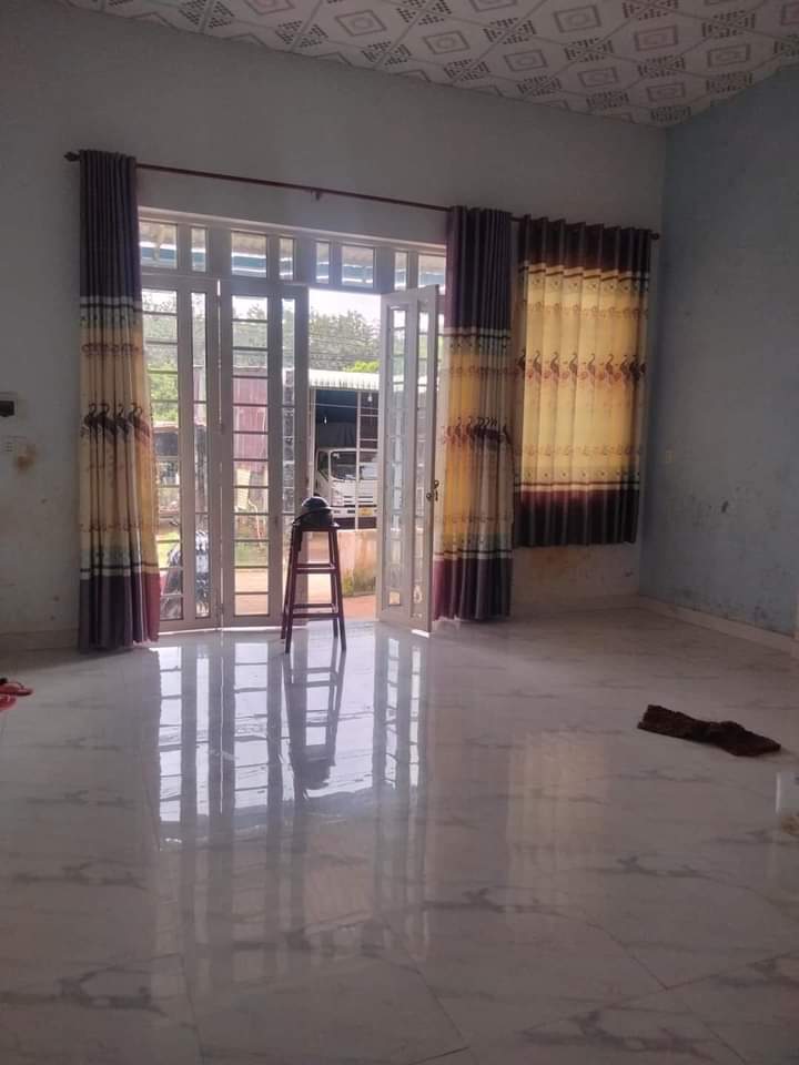 Bán nhà phường Sơn Giang giá 1tỷ2 dt 6×25×50tc