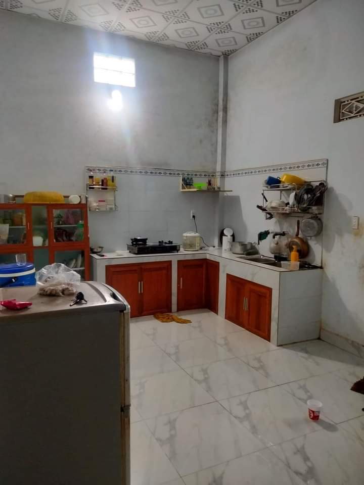 Bán nhà phường Sơn Giang giá 1tỷ2 dt 6×25×50tc