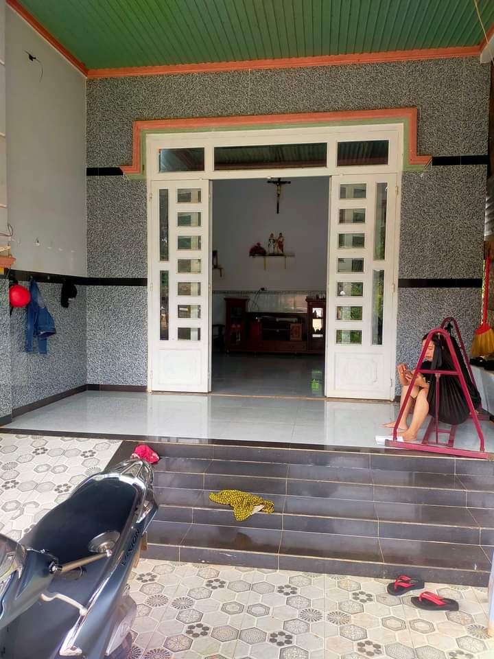 Bán đất phường Long Thủy giá 900tr dt 5×52×50tc