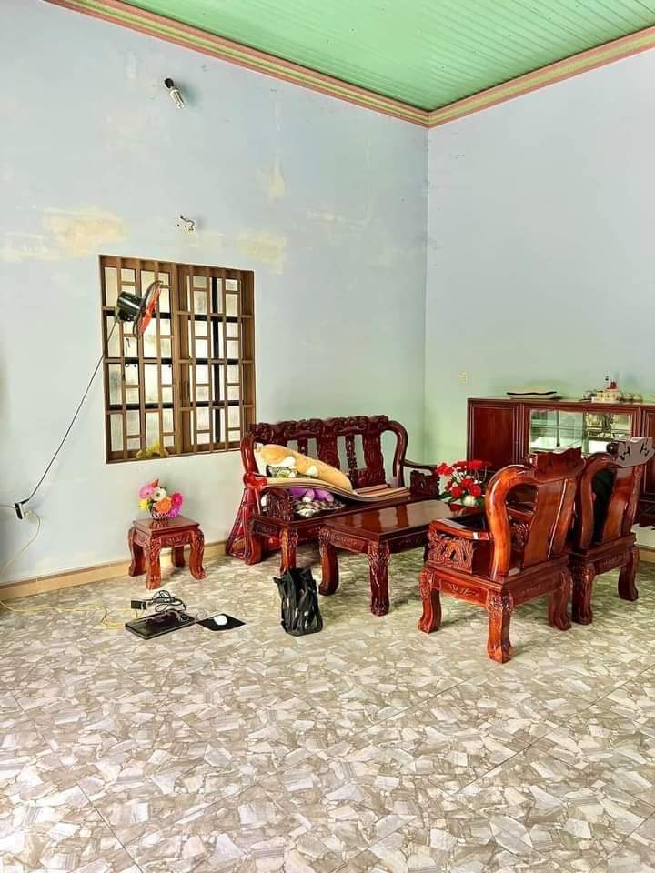 Bán nhà khu phố 9 phường Minh Hưng giá 835tr dt 10×60
