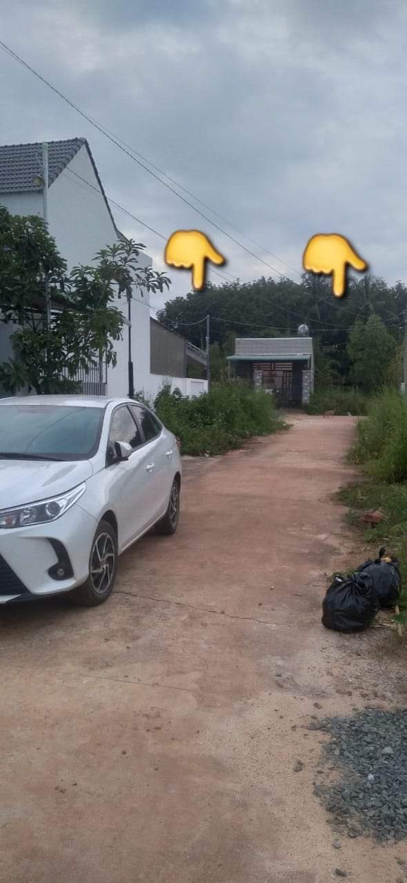 Bán đất phường Phú Thịnh giá 420tr dt 6×23×50tc