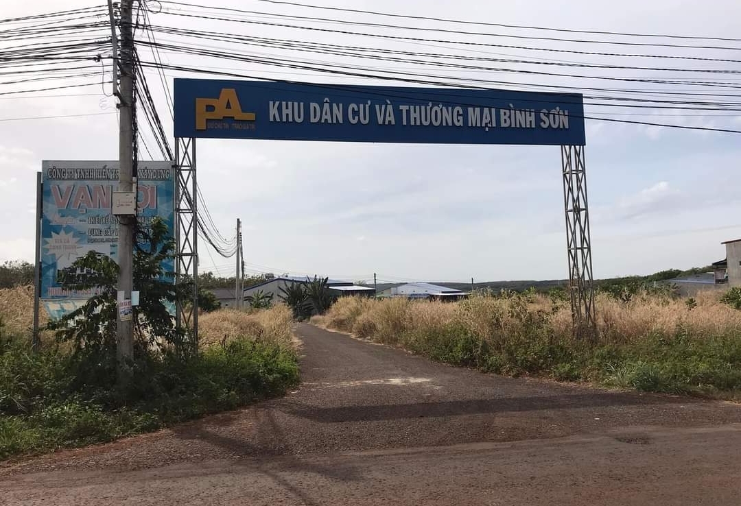 Bán đất xã Bình Sơn dt  6*30*100tc giá 500tr