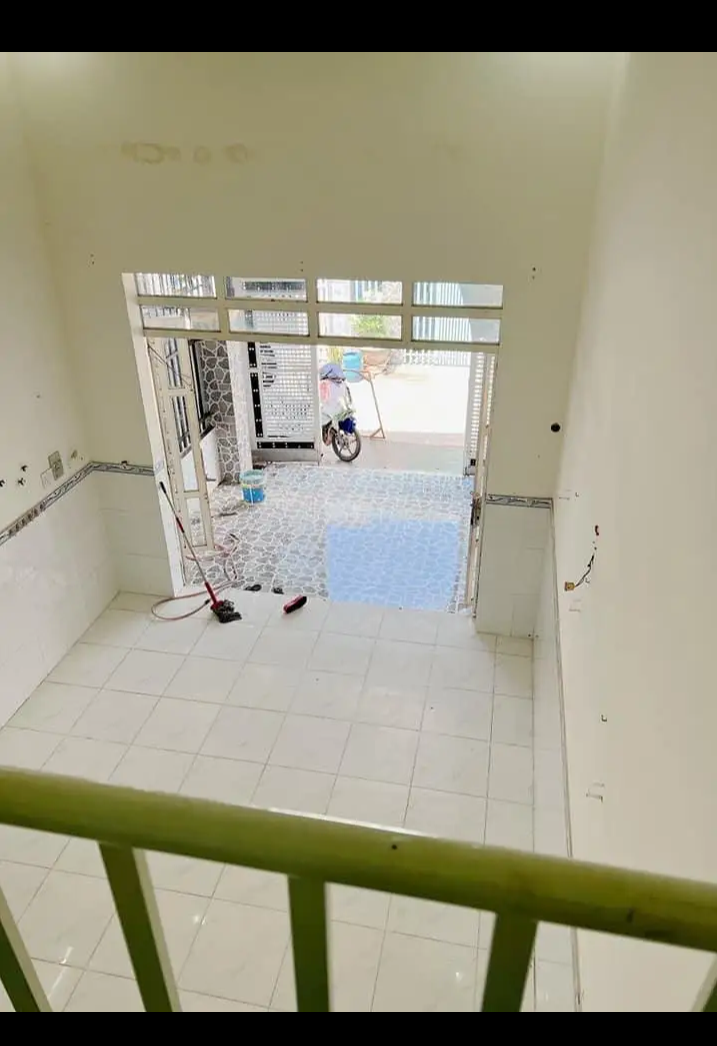 Bán nhà phường Tân Xuân giá 950tr dt 4×16