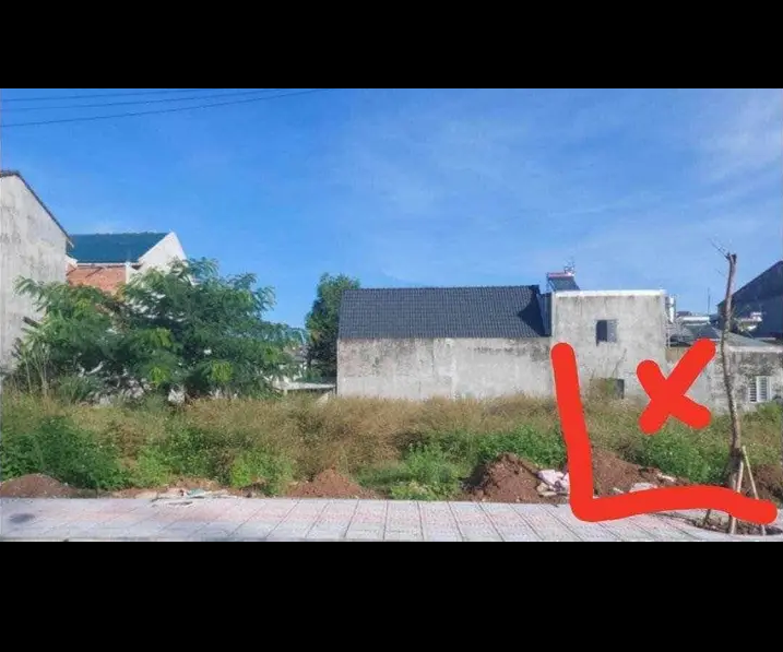 Bán đất phường Tân Phú giá 4tỷ2 dt 12×23×100tc