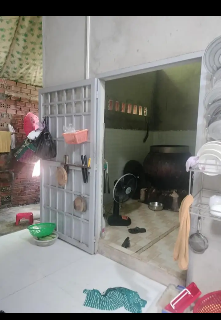 Bán đất xã Lộc Hưng giá 1tỷ1 dt 8×40×100tc