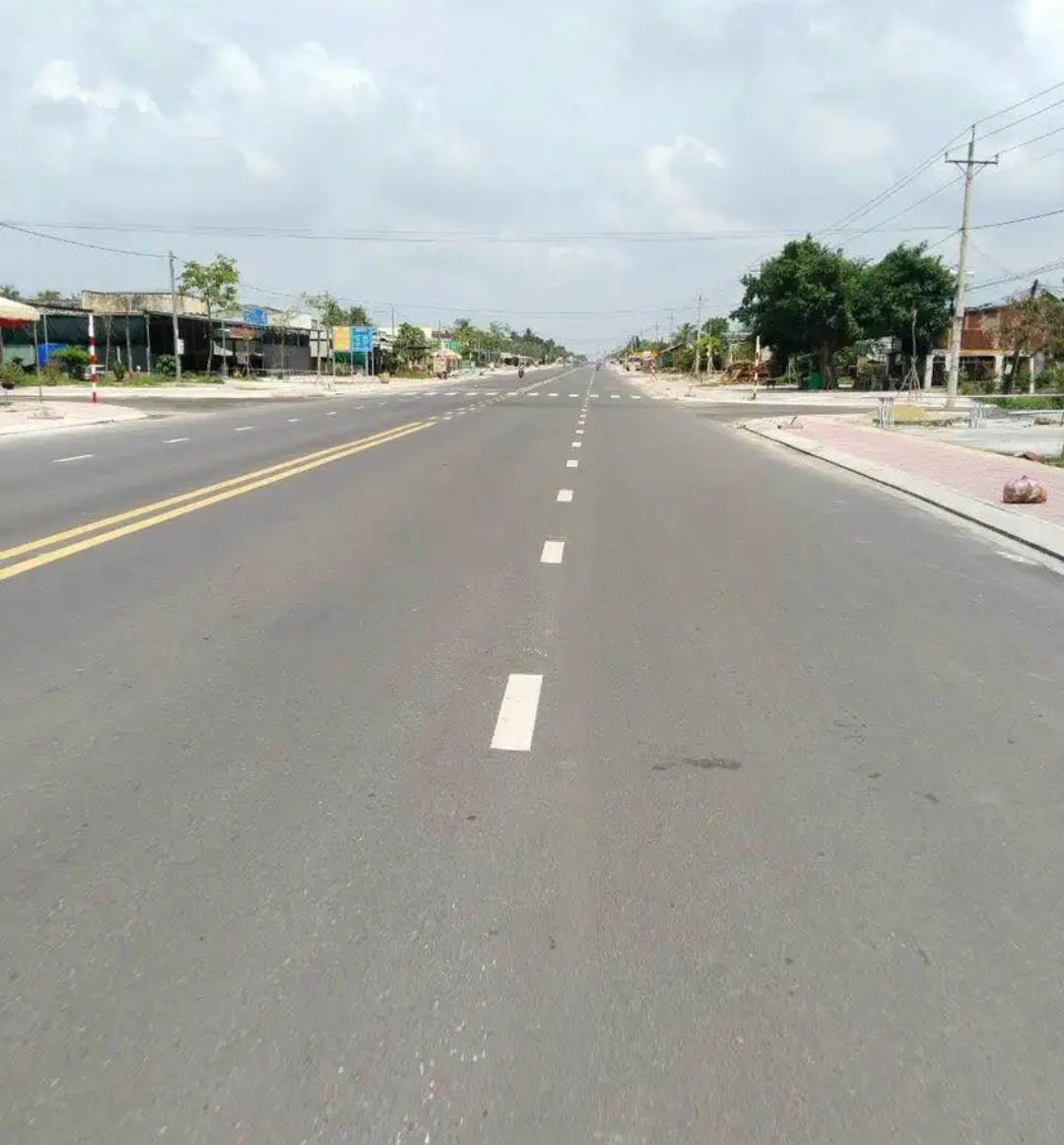 Bán đất xã Long Thành Nam dt 4,75*30 full tc giá 2tỷ