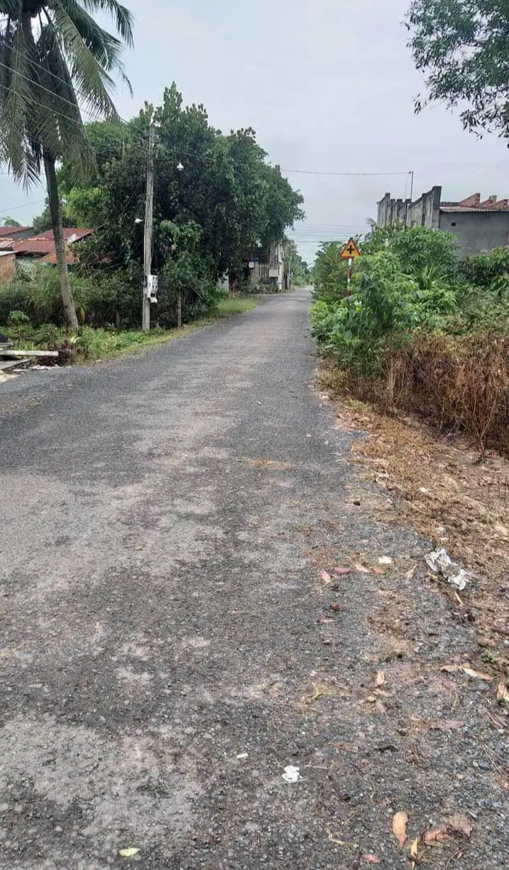 Bán đất xã Mỏ Công giá 102tr/m dt 15×38×180m2 tc