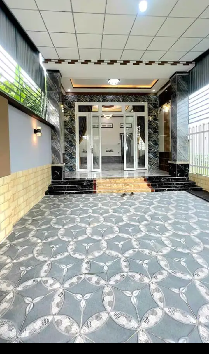 Bán đất phường Ninh Thạnh giá 2tỷ dt 5×30×90m2 tc