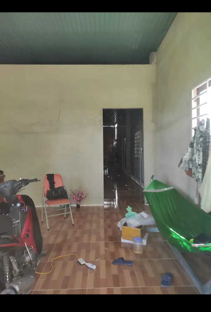 Bán nhà xã Thạnh Bình giá 900tr dt 7×90×60m2 tc