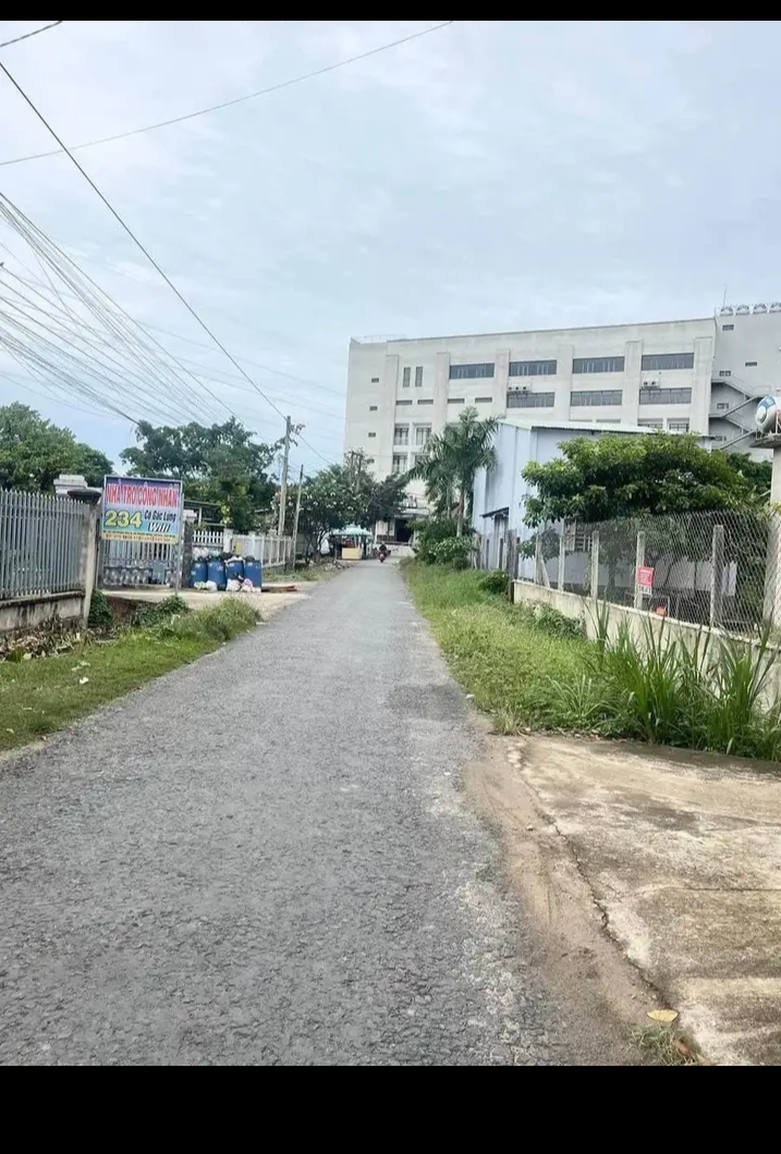 Bán đất xã Phước Đông giá 550tr dt 5×33×full tc