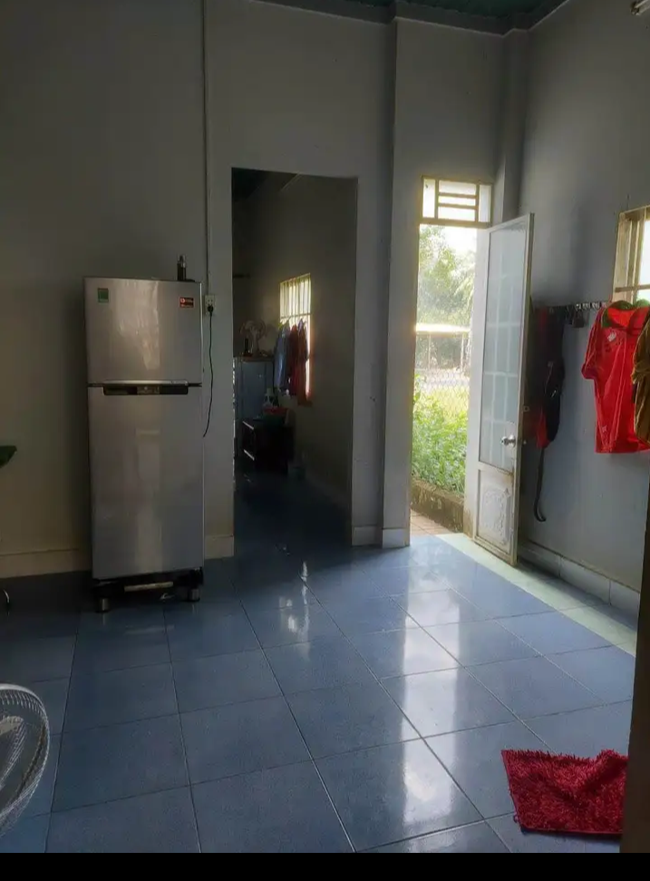 Bán nhà xã Trường Tây giá 870tr dt 5×23×70tc
