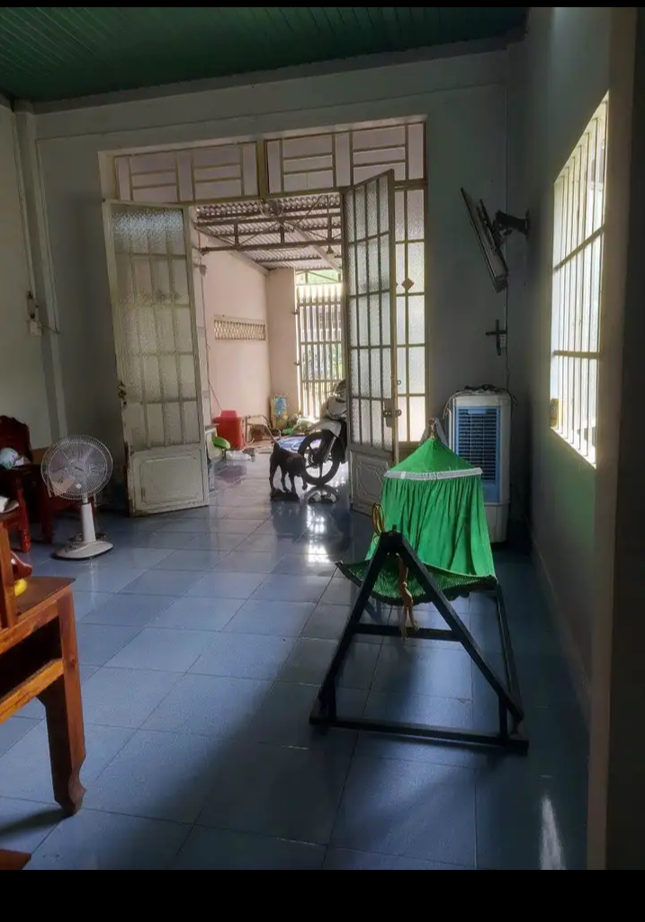 Bán nhà xã Trường Tây giá 870tr dt 5×23×70tc